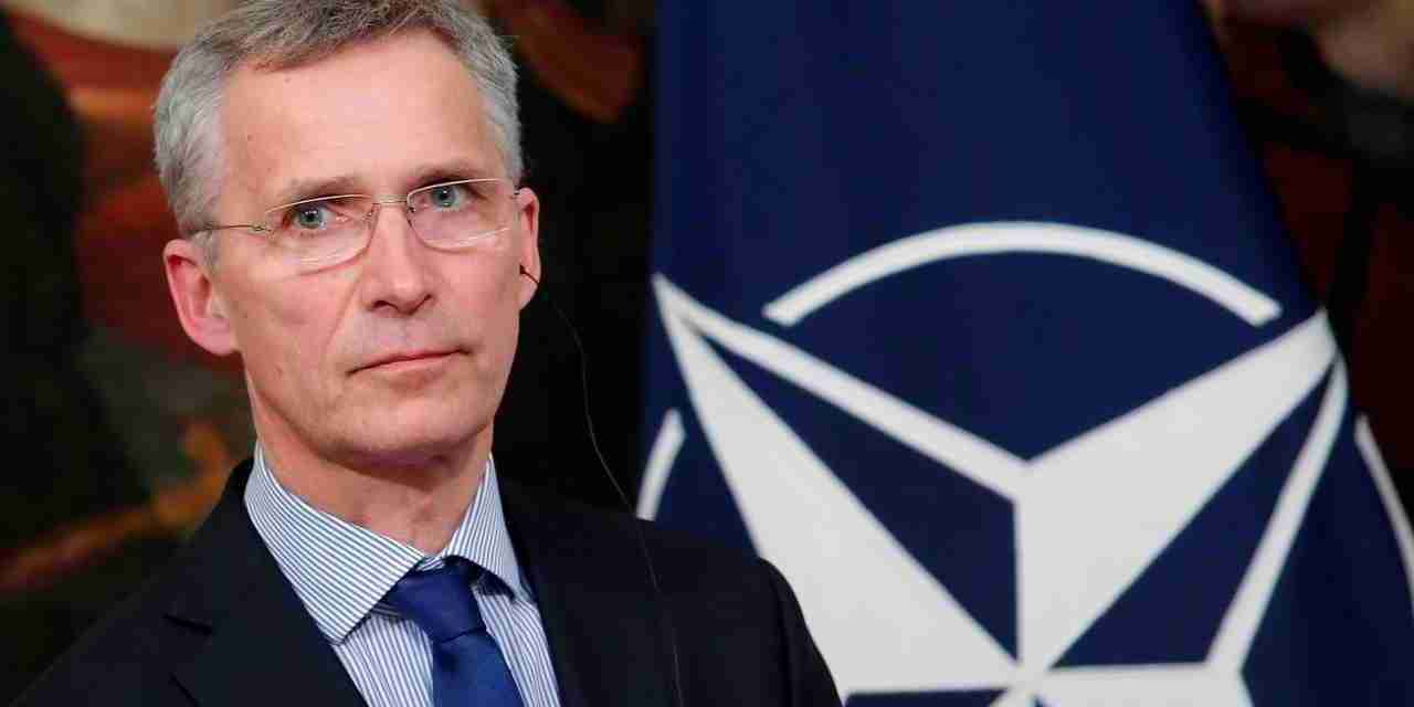 Stoltenberg: “Occorre che la Nato si prepari alla prospettiva di un lungo confronto con la Russia”